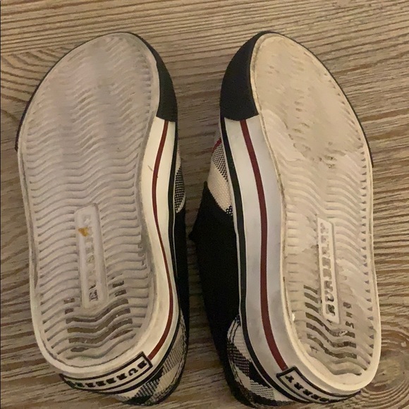 Burberry Slip On Shoes for Kids - Picture 4 of 7